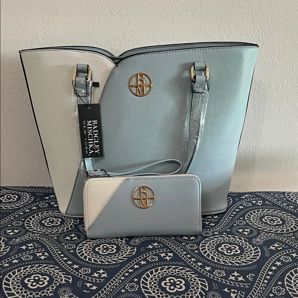NWT Badgley Mischka Set of 3 Tote + Wallet +Cross-Body - Picture 3 of 6